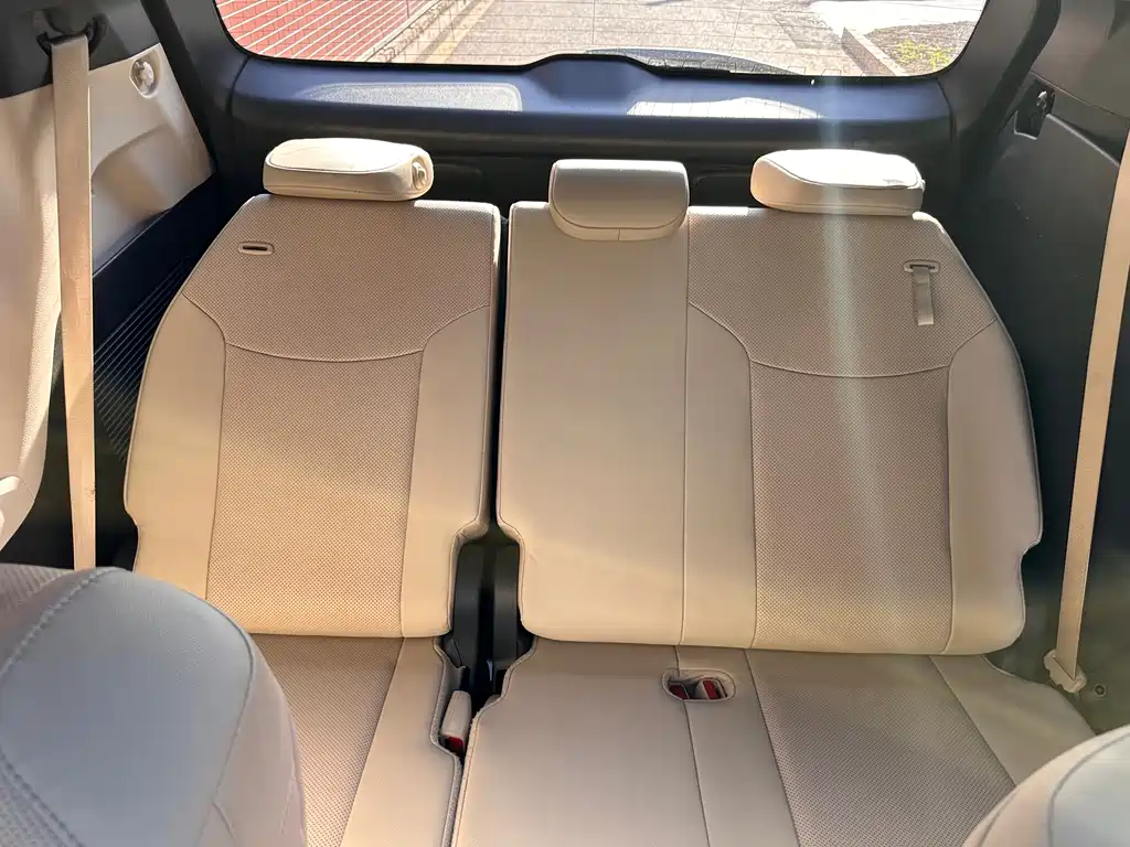 Toyota Sienna 2022 — фото 10