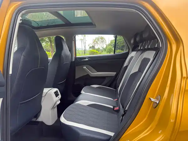 Volkswagen T-Cross 2021