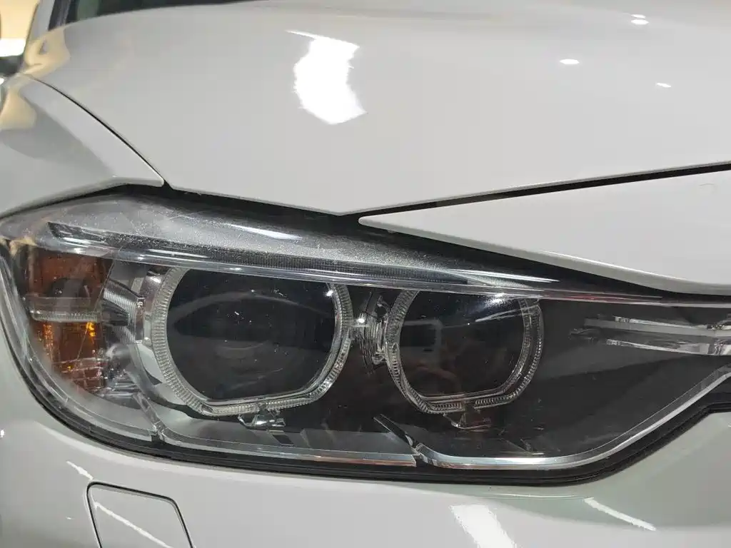 BMW 3 Series 2015 — фото 14