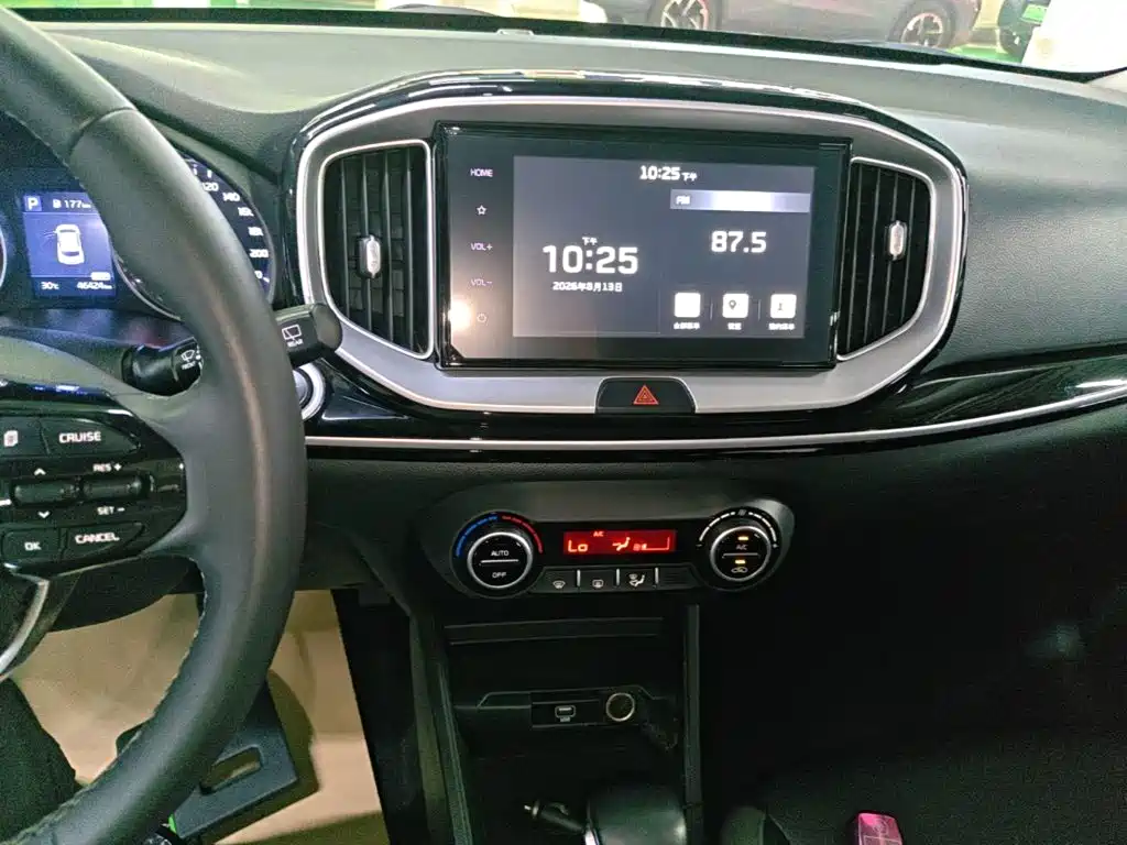 Kia KX1 2021 — фото 13
