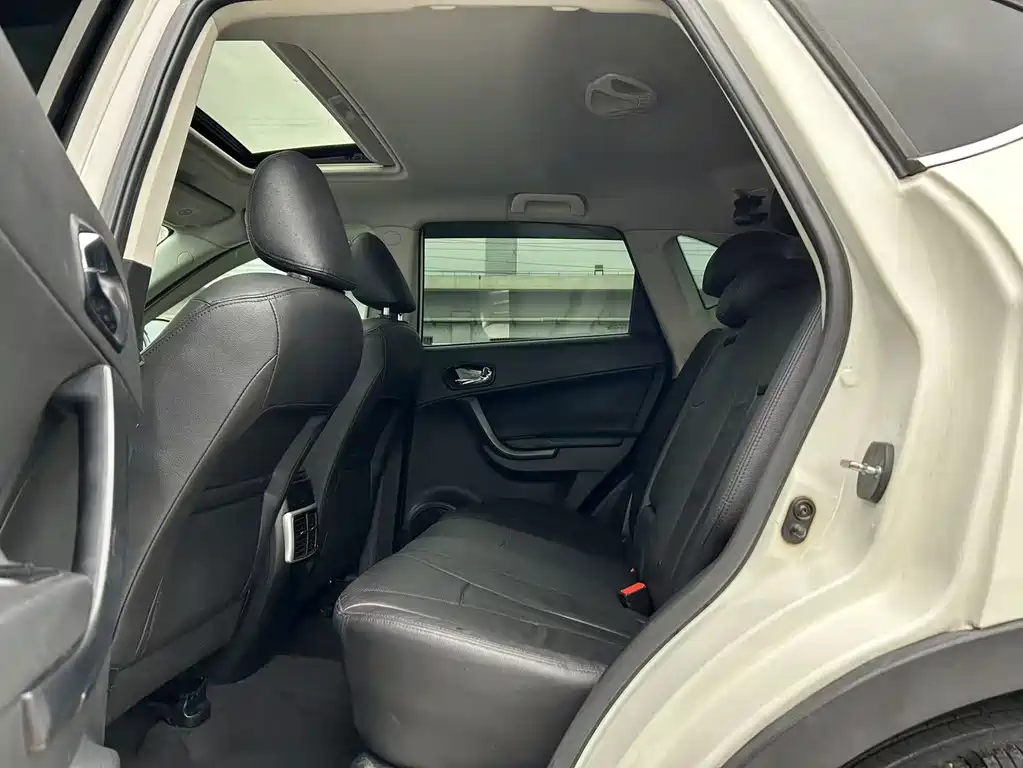 GAC Motor Trumpchi GS5 2014 — фото 6