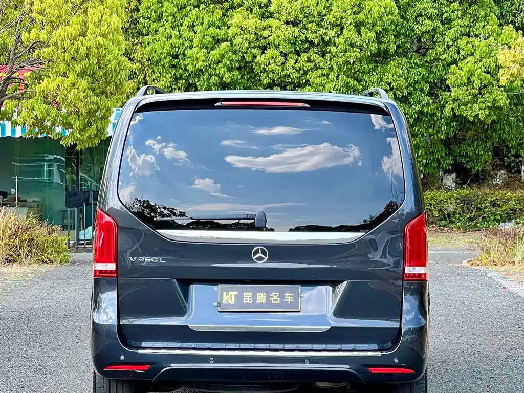Mercedes-Benz V-Class 2020 — фото 5