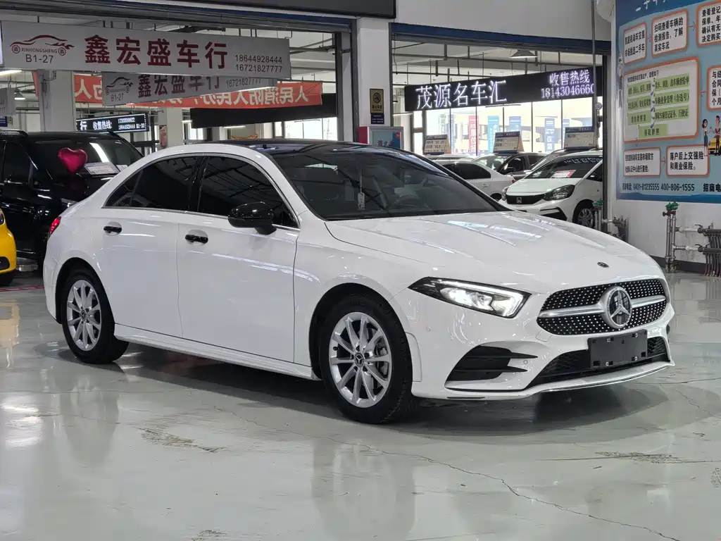 Mercedes-Benz A-Class 2021 — фото 3