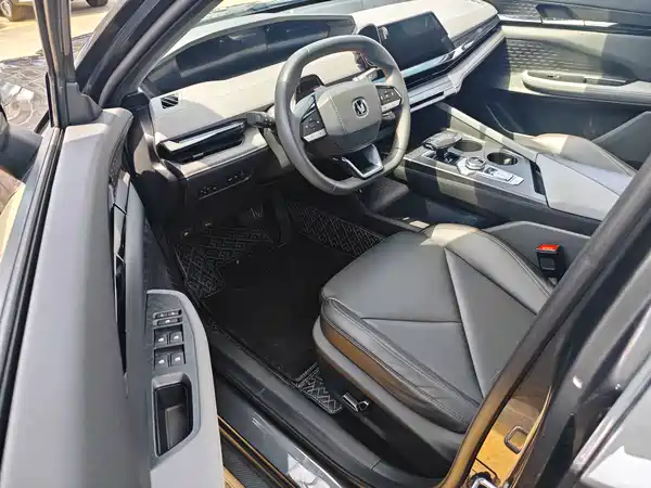 Changan UNI-V 2022