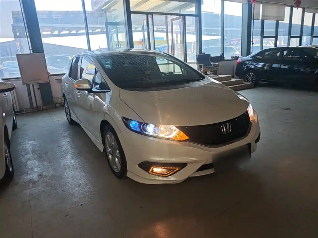 Honda Jade 2016 — фото 4