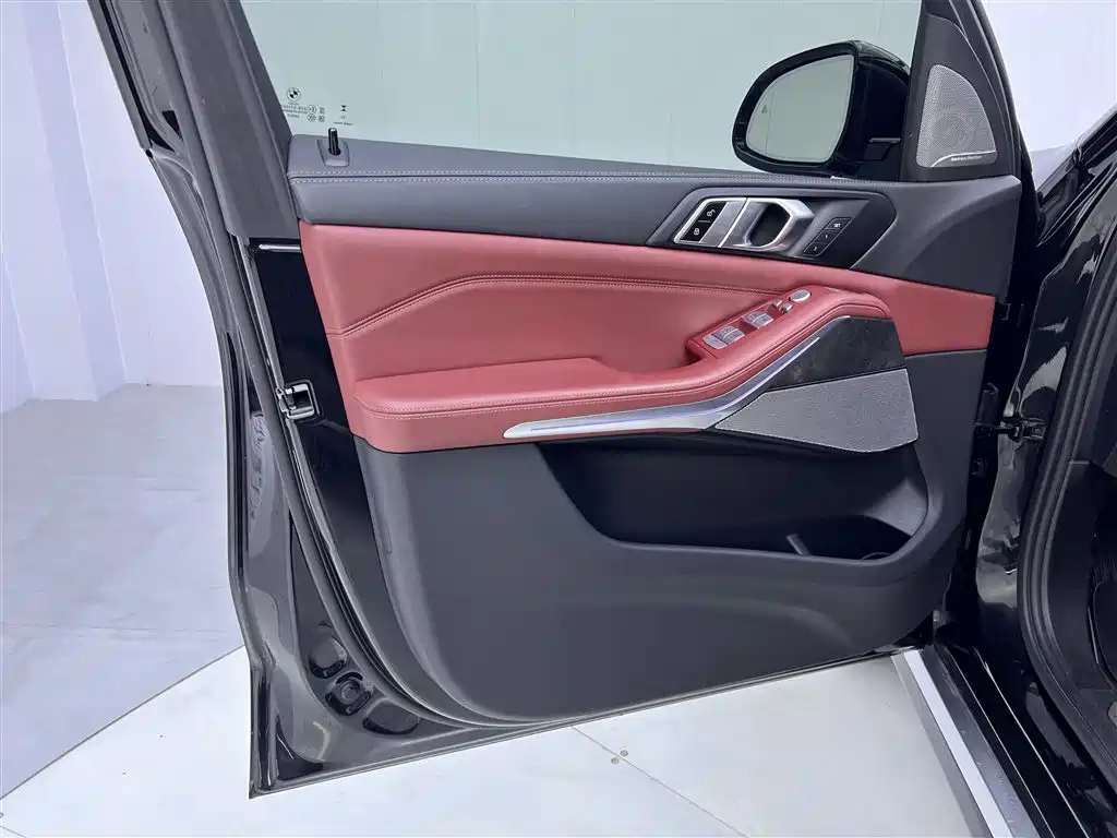 BMW X5 2024 — фото 17