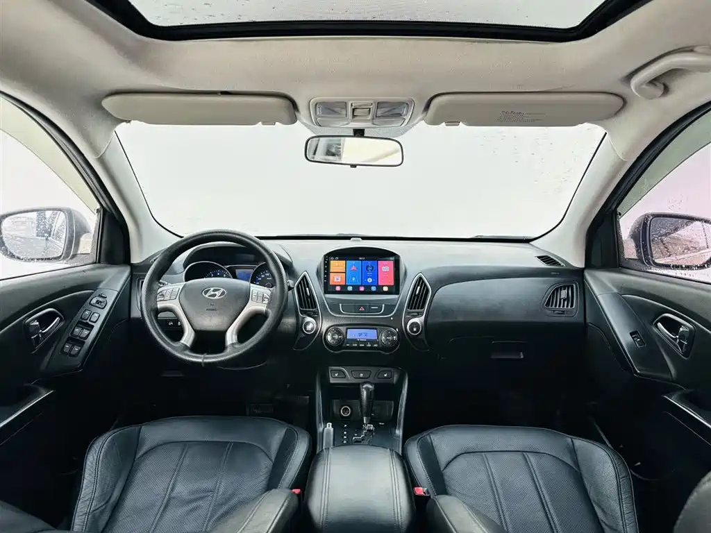 Hyundai ix35 2014 — фото 15