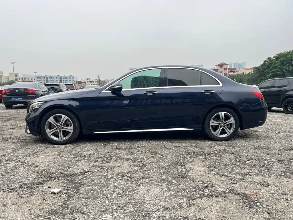Mercedes-Benz C-Class 2019 — фото 4