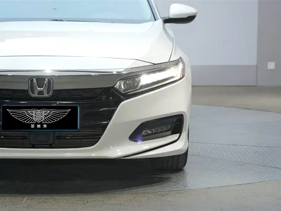 Honda Accord 2020 — фото 5