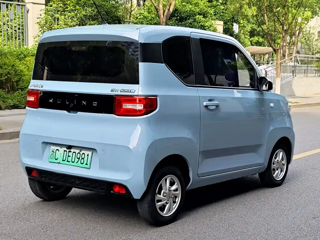 Wuling MINIEV 2021 — фото 5