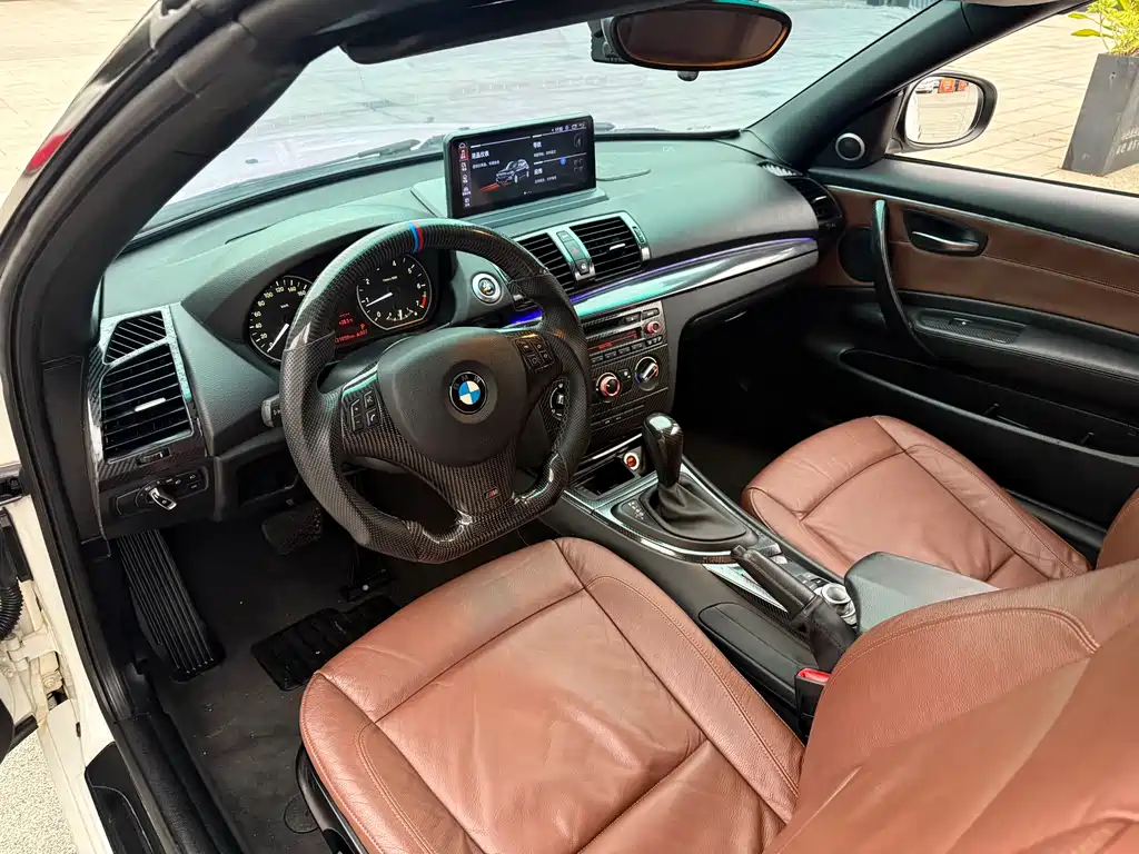 BMW 1 Series 2012 — фото 10