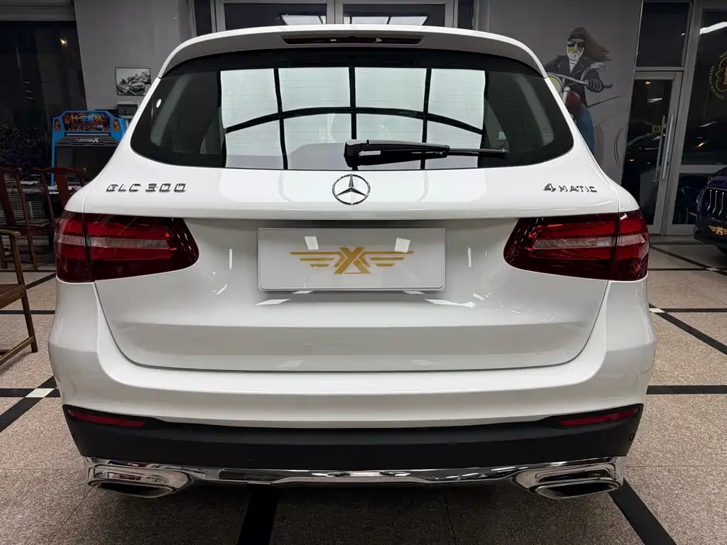Mercedes-Benz GLC 2016 — фото 6