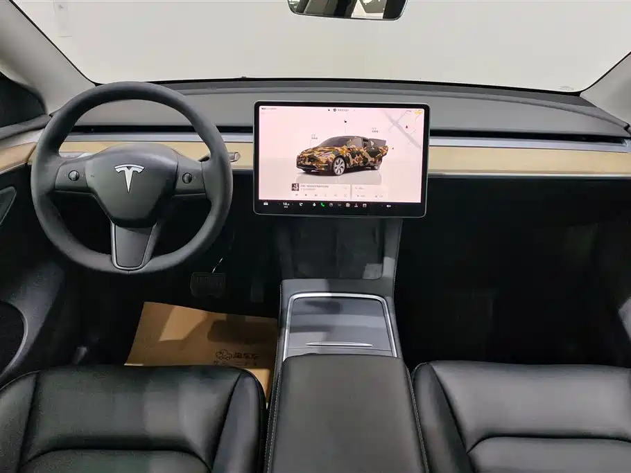 Tesla Model Y 2023 — фото 12