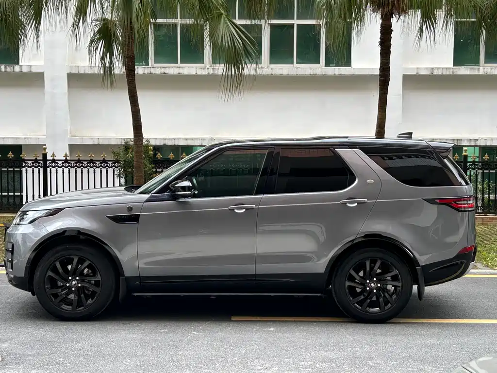 Land Rover Discovery 2019 — фото 4
