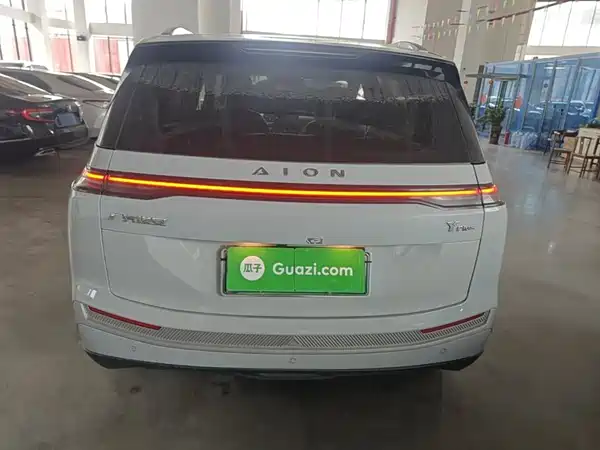 Aion Y 2025