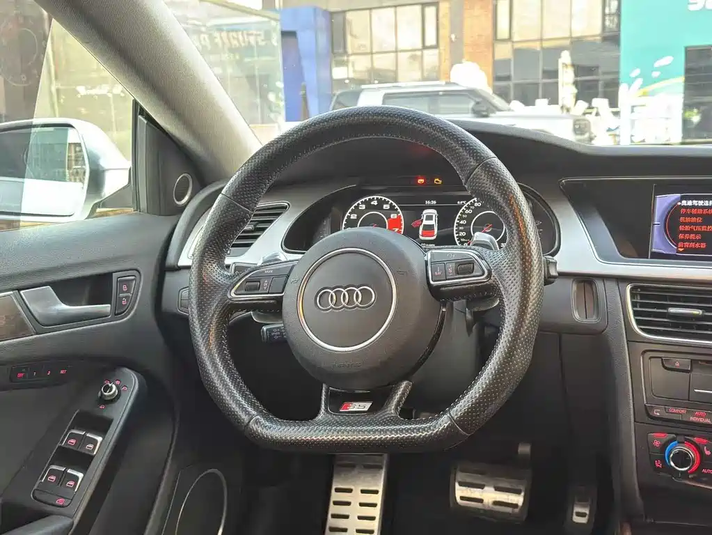 Audi S5 2012 — фото 12