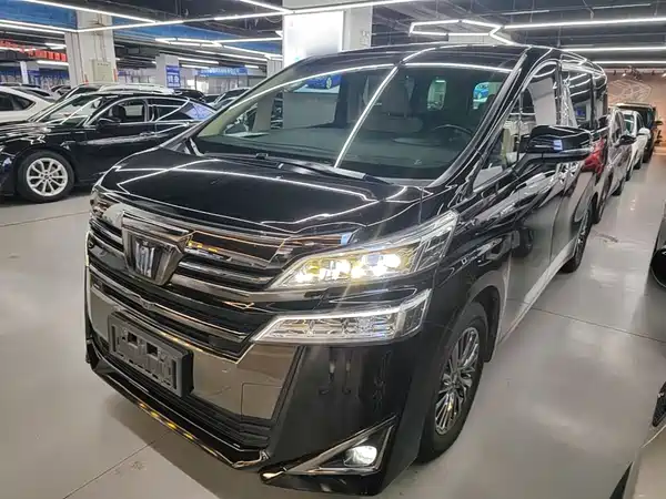 Toyota Vellfire 2022