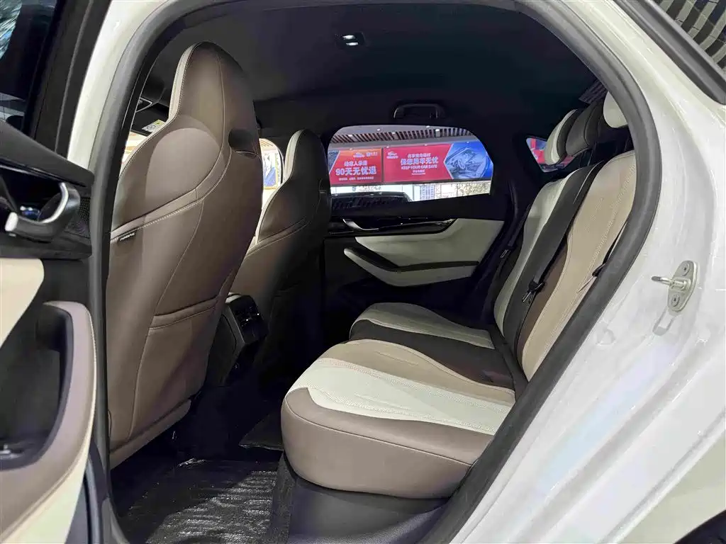 BYD Qin PLUS 2024 — фото 12