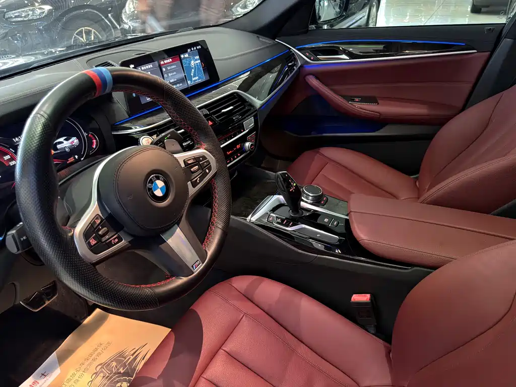 BMW 5 Series 2018 — фото 5