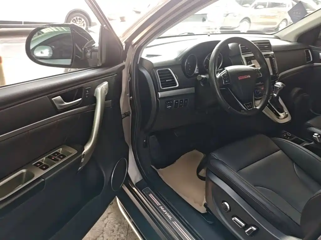 Haval H6 2015 — фото 16