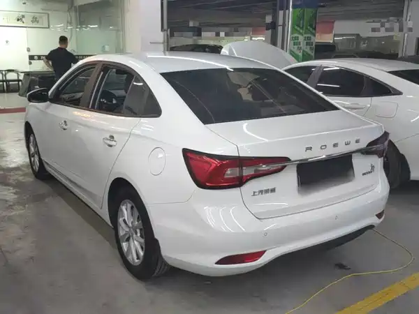 Roewe i5 2021
