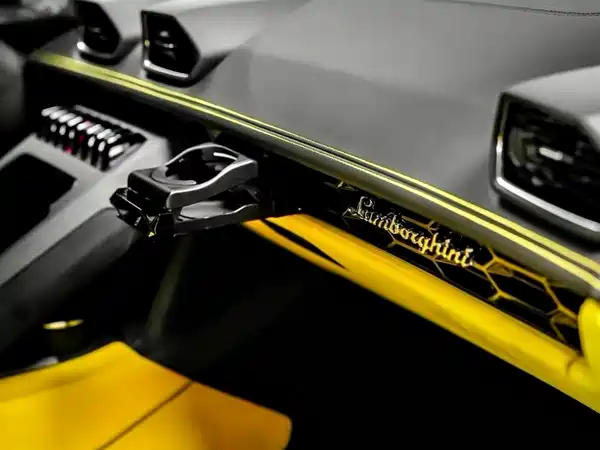 Lamborghini Huracan 2021
