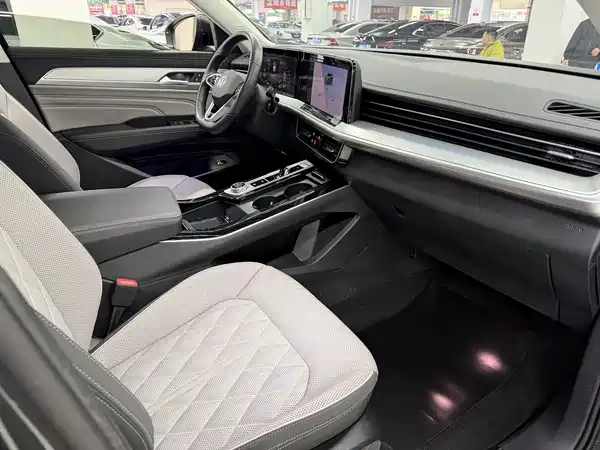 Volkswagen Tavendor 2023