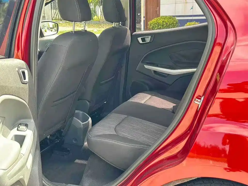 Ford Ecosport 2014 — фото 4
