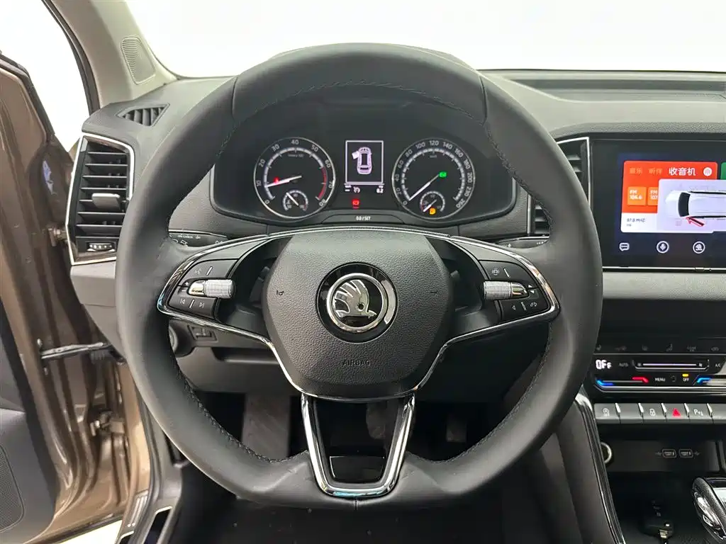Skoda Korok 2021 — фото 20