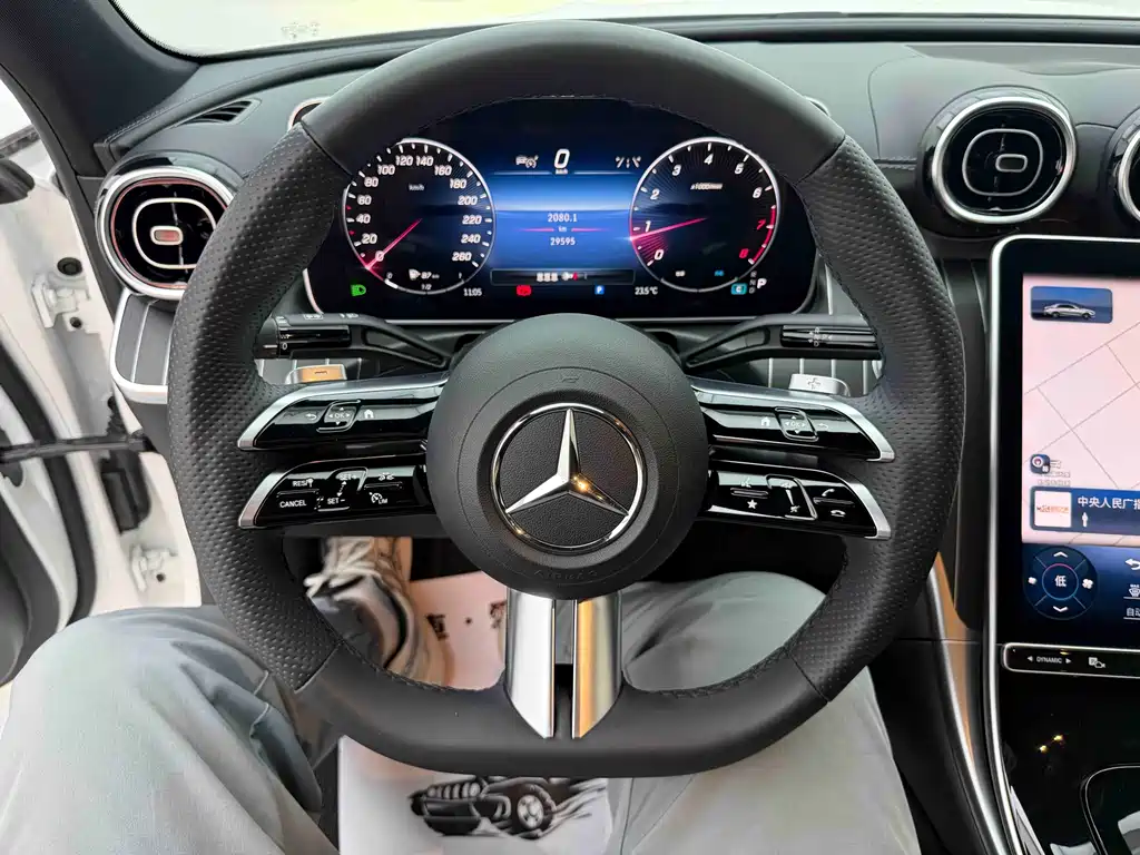 Mercedes-Benz C-Class 2023 — фото 10