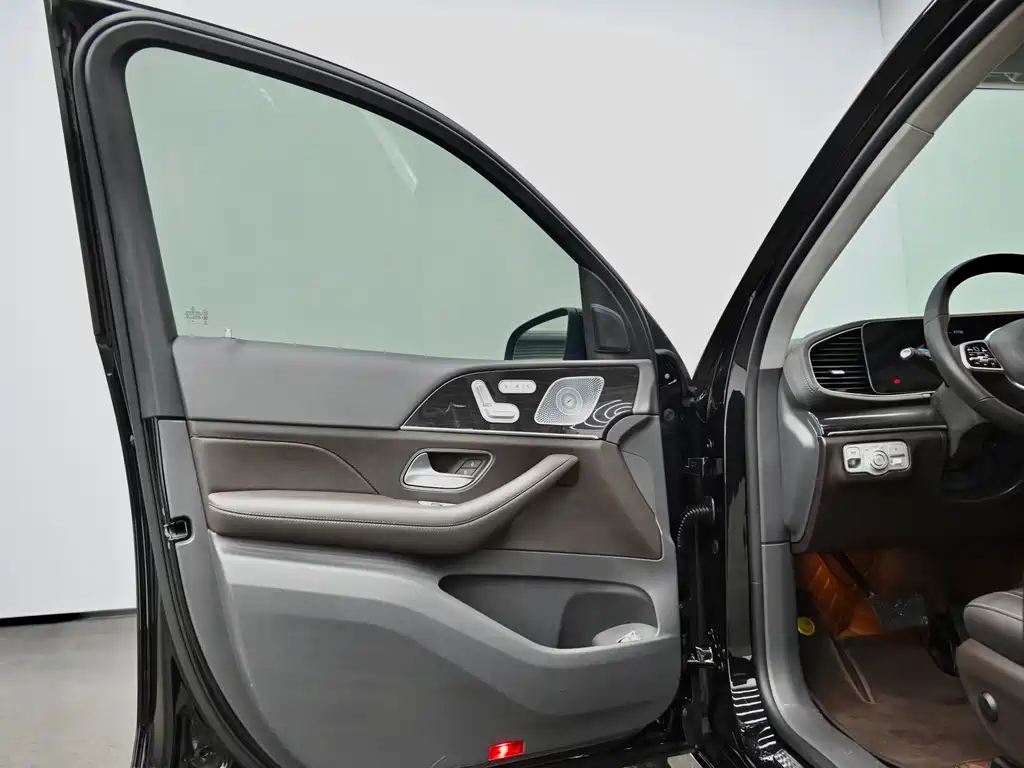 Mercedes-Benz GLE 2020 — фото 20