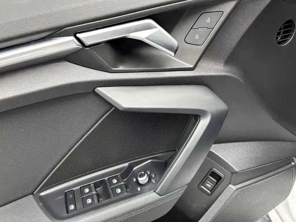 Audi A3 2022 — фото 10