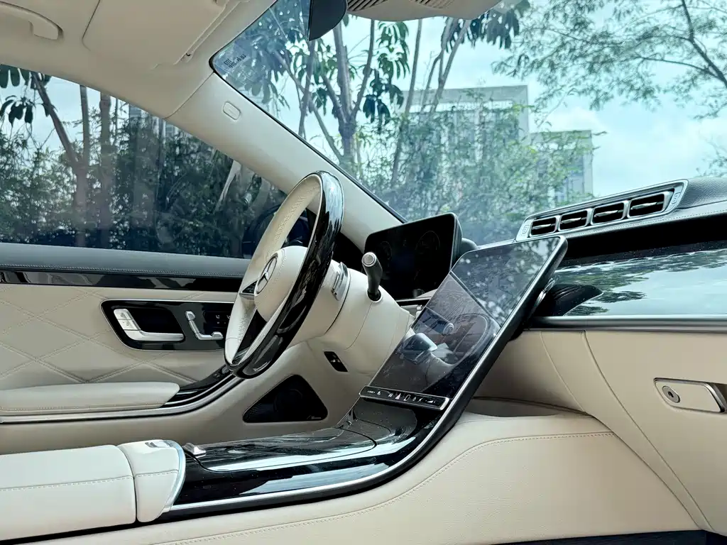 Mercedes-Benz S-Class 2025 — фото 16