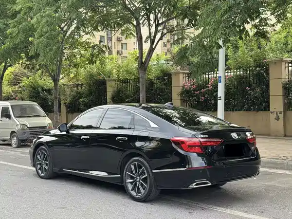 Honda Inspire 2022
