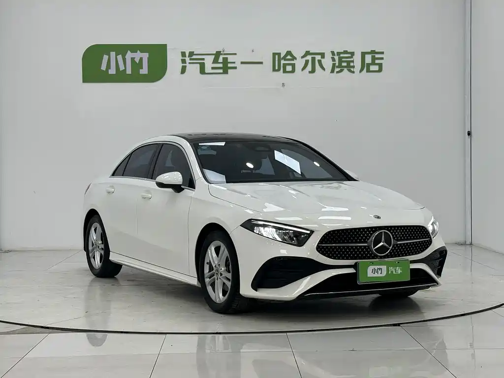 Mercedes-Benz A-Class 2024 — фото 3