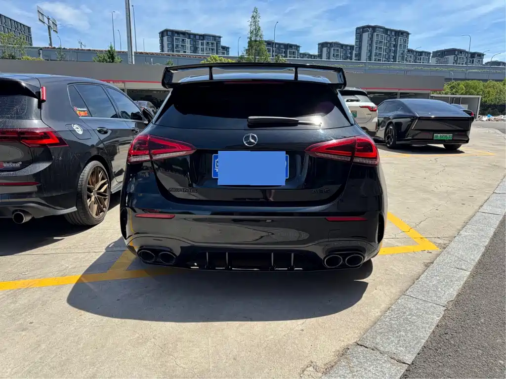 Mercedes-Benz A-Class AMG 2021 — фото 11