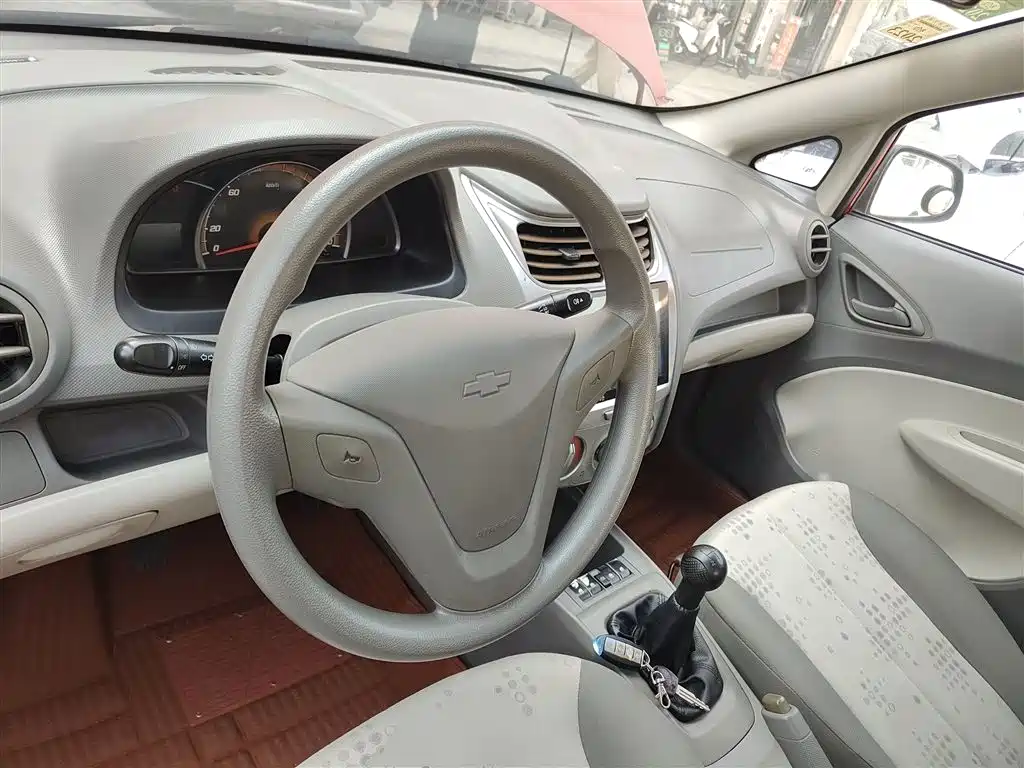 Chevrolet Sail 2015 — фото 11