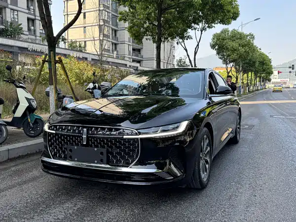 Lincoln Z 2023