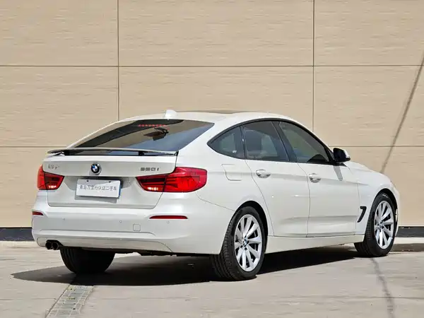 BMW 3 Series GT 2017