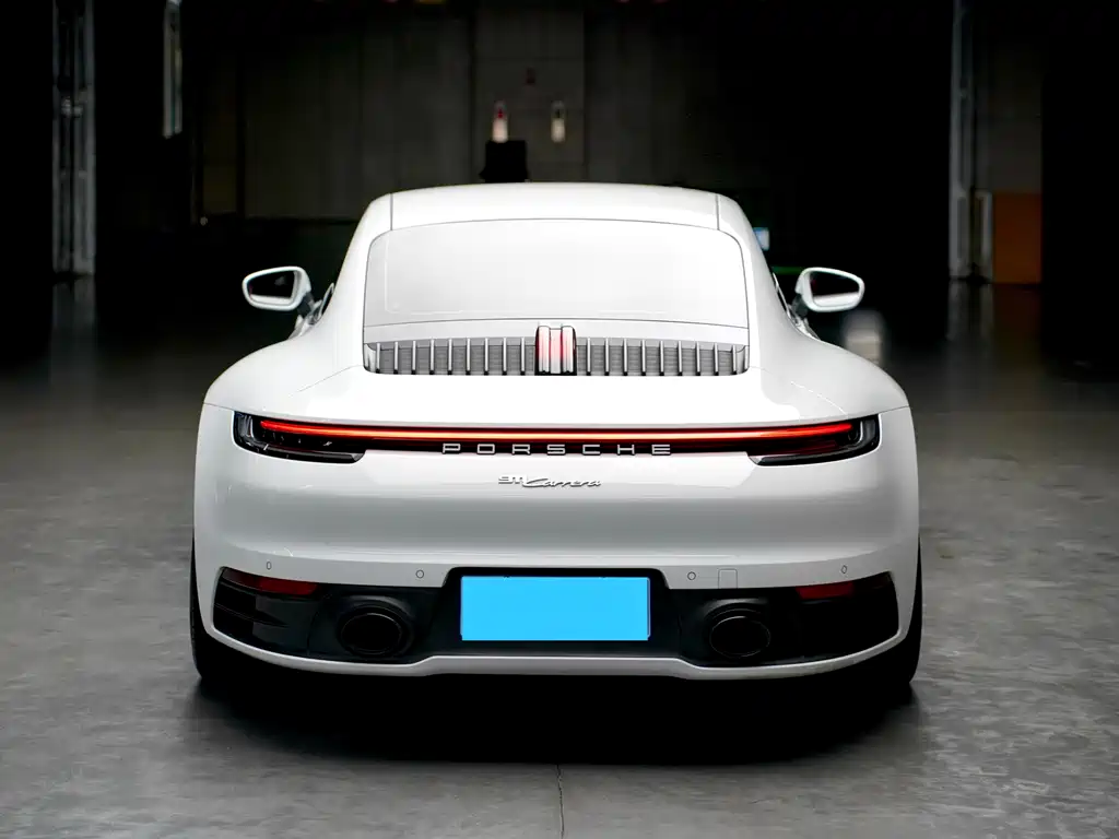 Porsche 911 2023 — фото 8