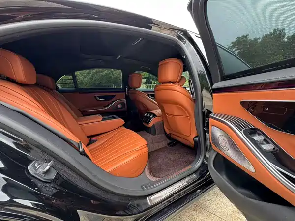 Mercedes-Benz S-Class 2025