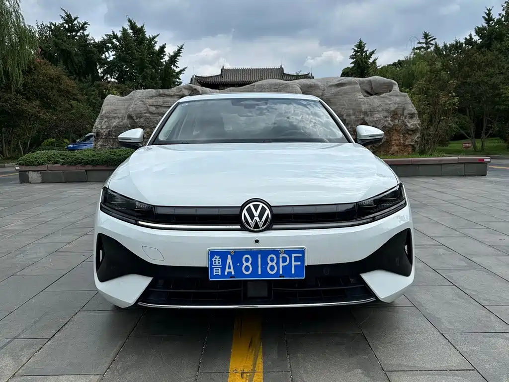 Volkswagen Sagitar 2025