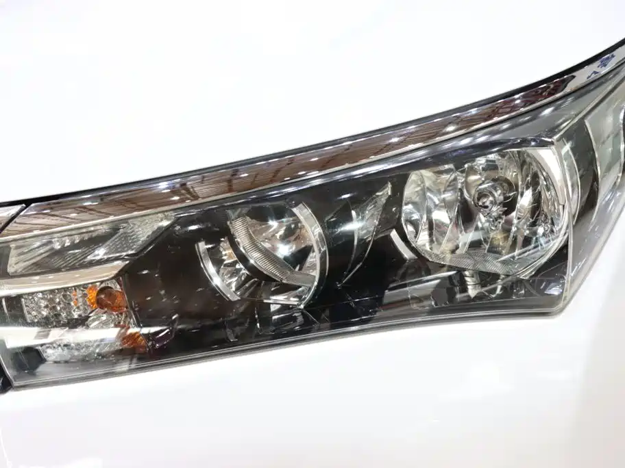Toyota Corolla 2016 — фото 17
