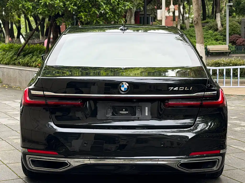 BMW 7 Series 2019 — фото 4