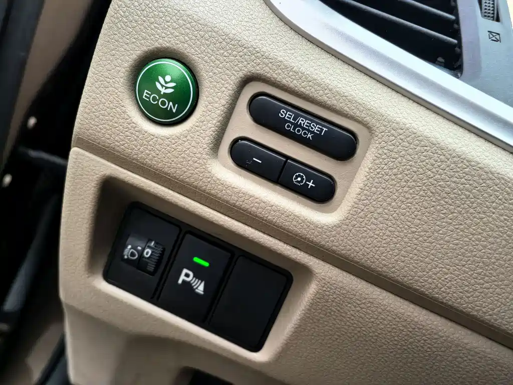 Honda Jade 2014 — фото 15