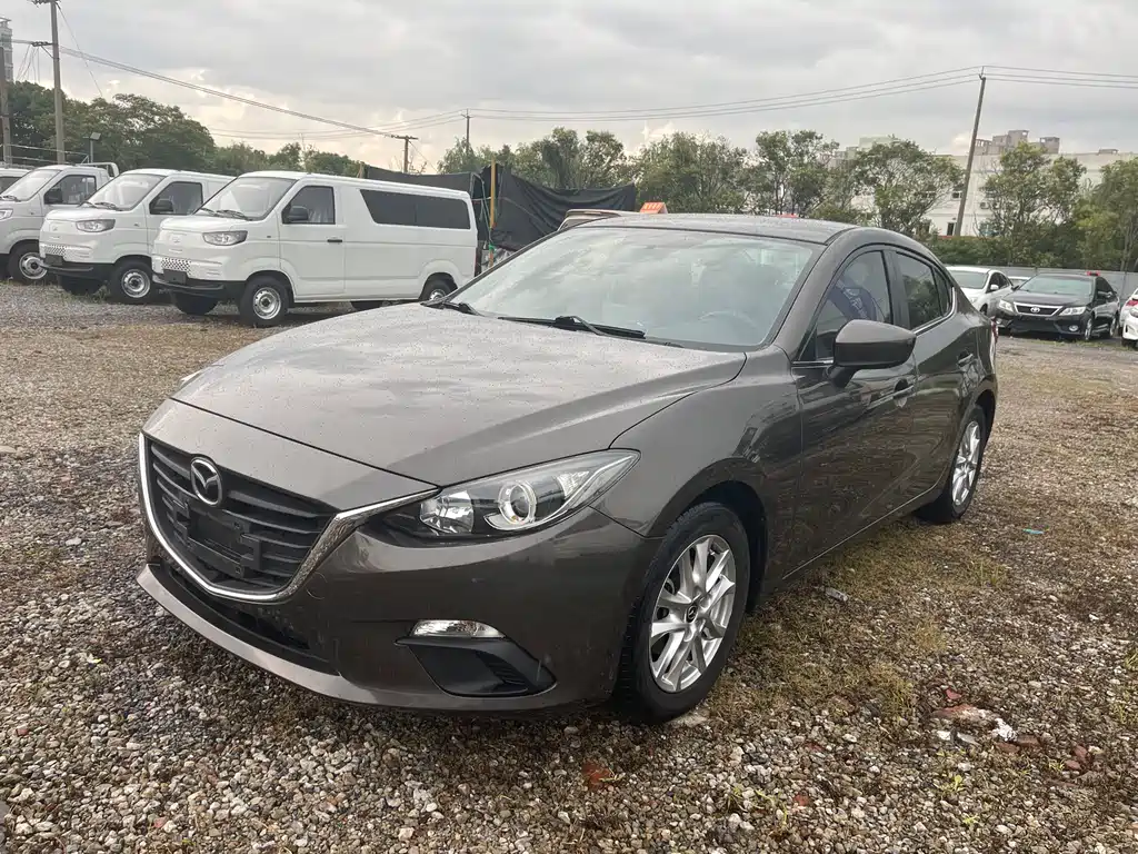 Mazda 3 Axela 2014