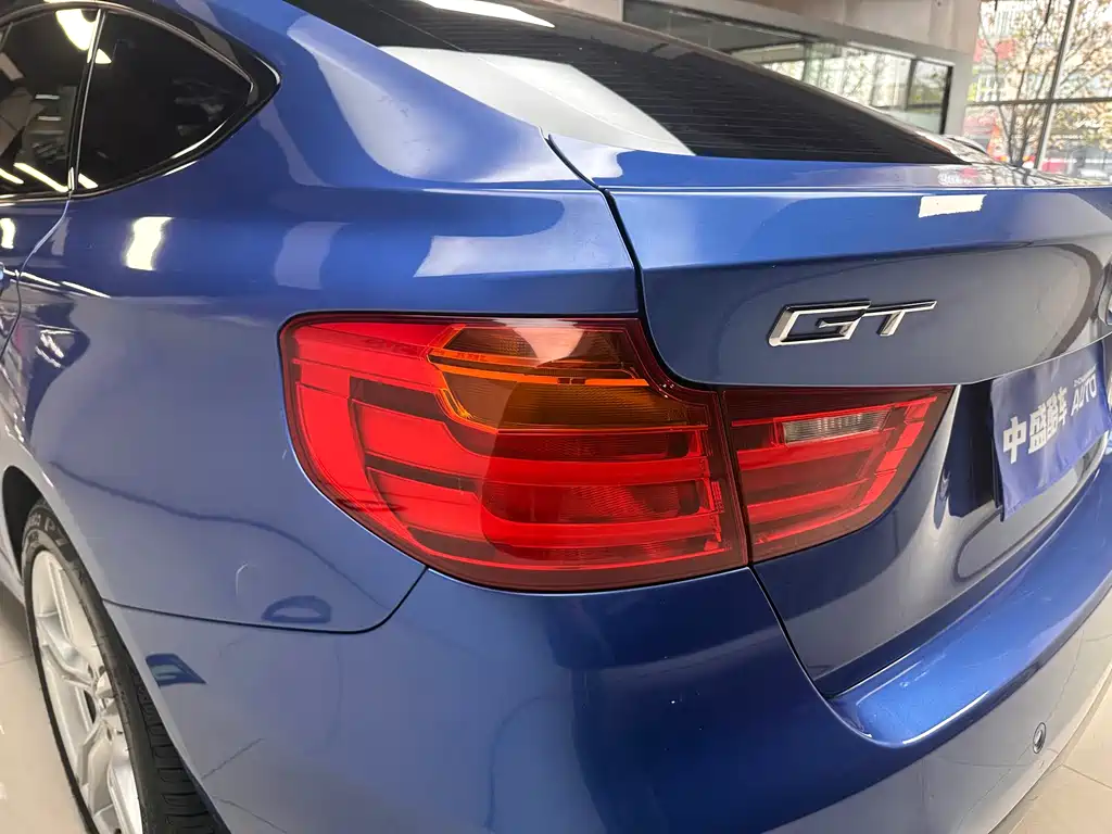 BMW 3 Series GT 2016 — фото 17
