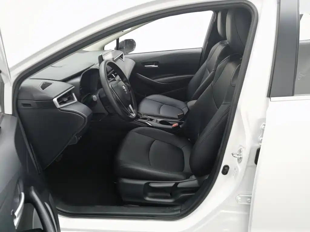 Toyota Corolla 2021 — фото 10