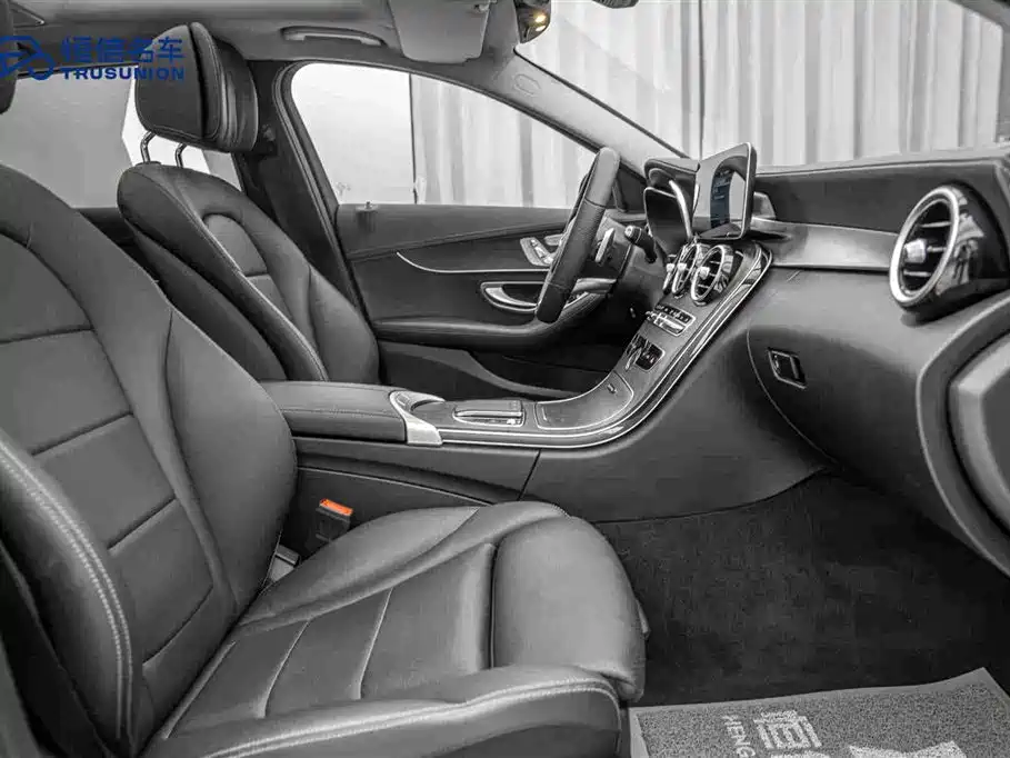 Mercedes-Benz C-Class 2020 — фото 15