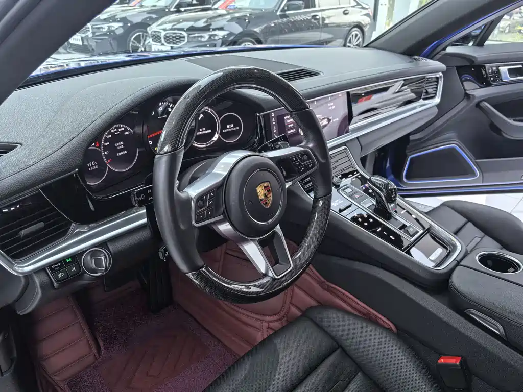 Porsche Panamera 2019 — фото 7